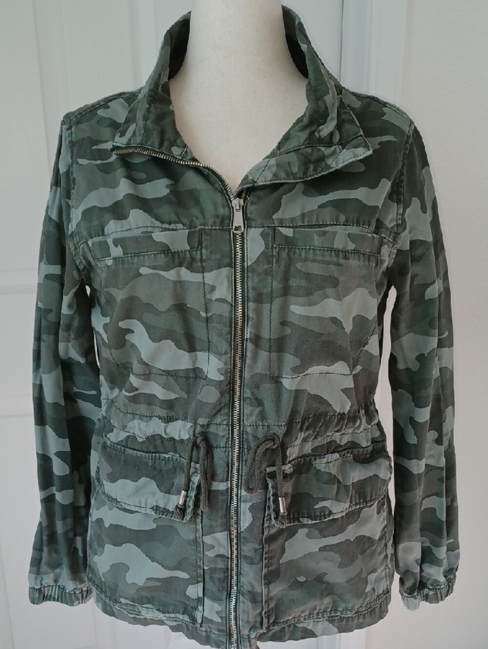 Old Navy Green Camo Utility Jacket Large - Picture 2 of 9